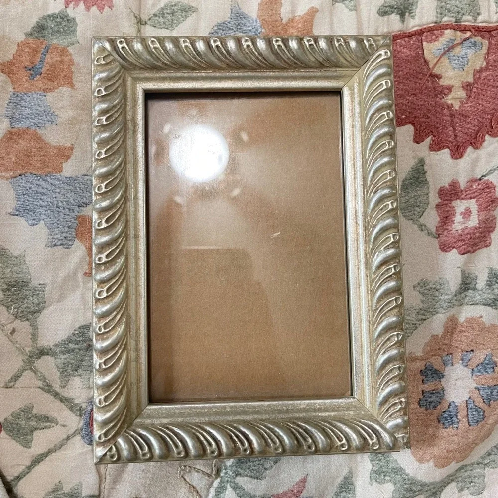 Vtg‎ silver art nouveau regency 5x7 Picture Frame Ornate Etched filigree scroll